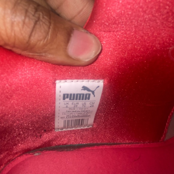 Puma tennis shoes - Picture 4 of 4